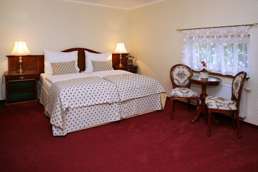 Hotel Mertin Chomutov Dış mekan fotoğraf