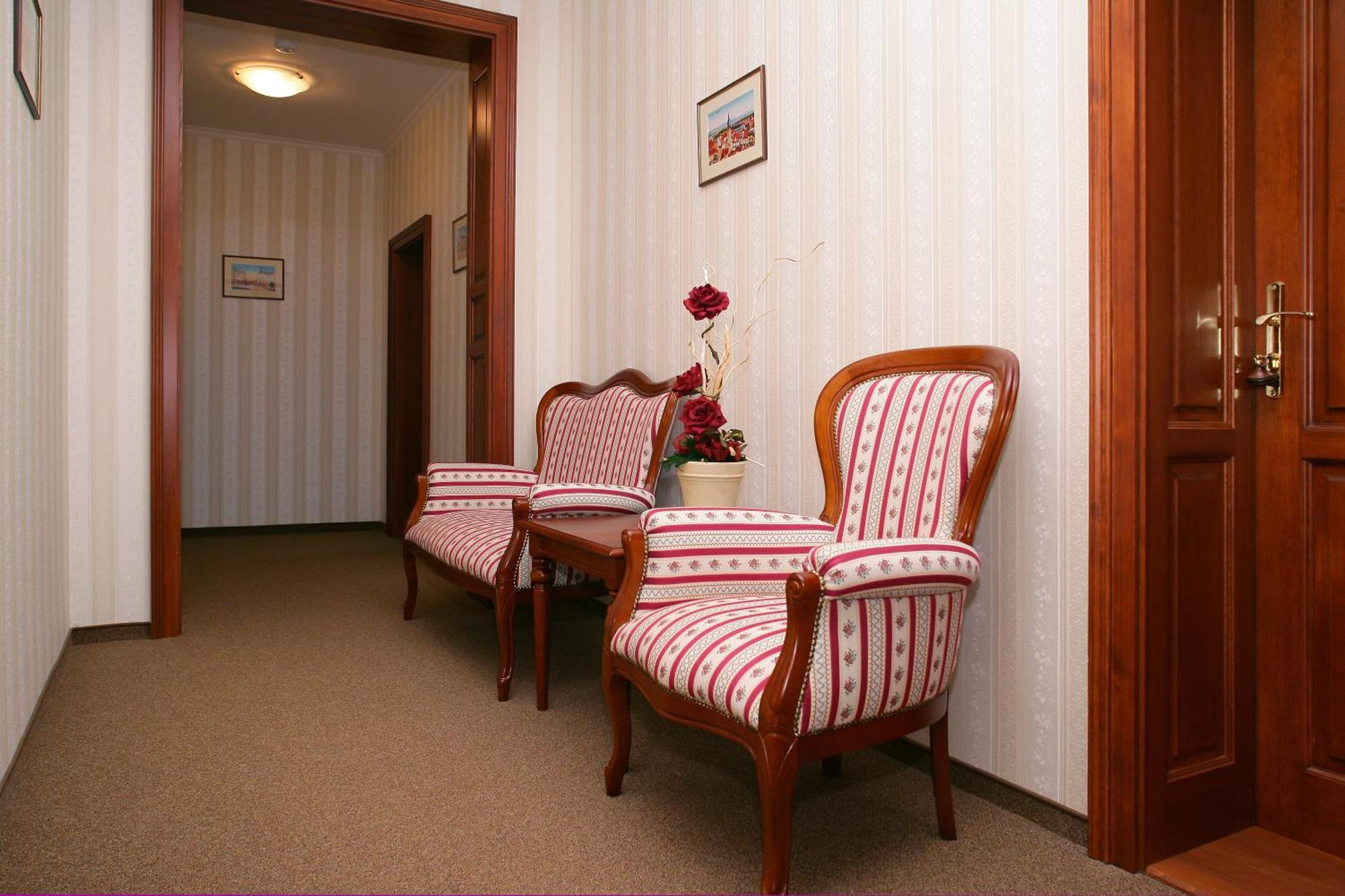Hotel Mertin Chomutov Dış mekan fotoğraf